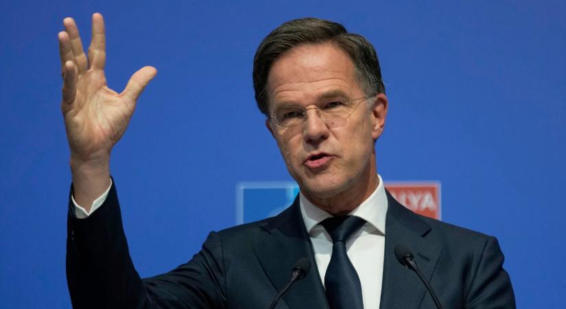 Szlovákiába érkezik a NATO-főtitkár, Ficóval találkozik