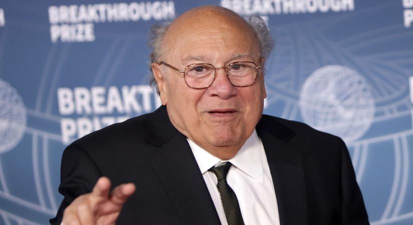 Miért hord magánál főtt tojást Danny DeVito? - Íme, 5 érdekesség, amit nem tudtál róla!
