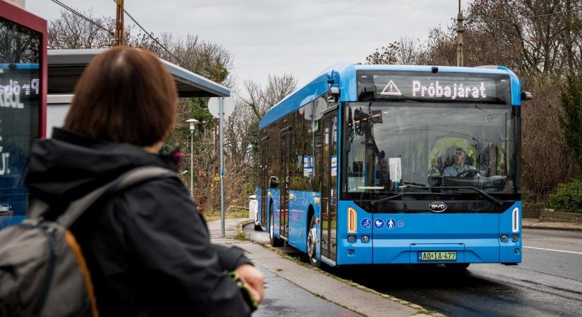 Futurisztikus buszok Budapesten, mutatjuk, hol fognak járni – képek