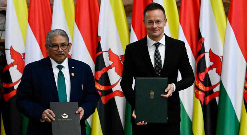 Szijjártó Péter: Magyarország sokat profitál a Délkelet-Ázsiával folytatott együttműködéséből (videó)