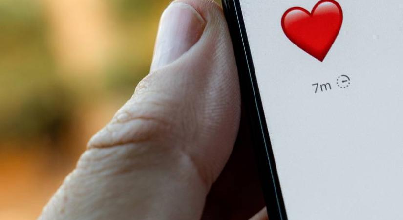 Így chatelsz a horoszkópod szerint: ez a csillagjegy használja a legtöbb emojit