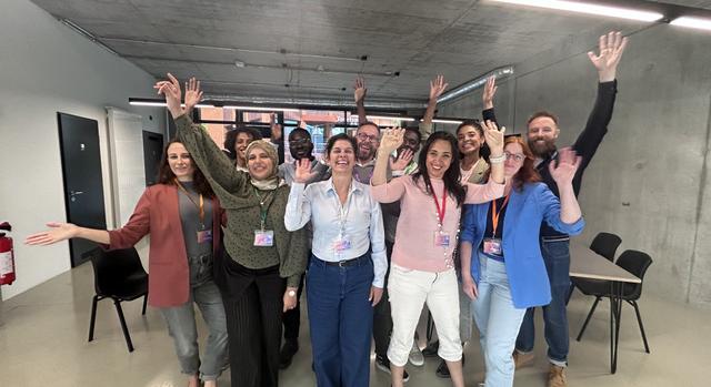 Hello, Hola, Ciao! – melyik nyelv köszönése ez?