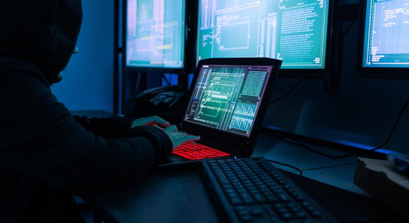 Brutális támadás indult a magyarok adatai ellen: döbbenetes, hogy dolgoznak a hackerek