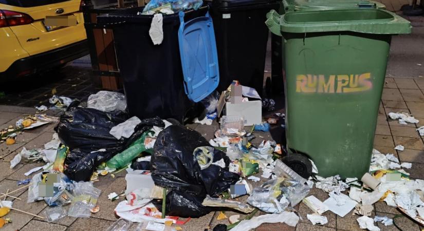 Vizeletszag, fekália, és meztelenkedés a bulinegyedben: magukból kivetkőzve tombolnak a turisták a Király utcában – Fotók!