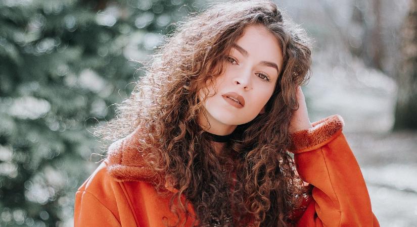 Napi horoszkóp, 2025. november 18.: az Ikrek gyors döntést hozhat, az Oroszlán mindent irányítani akar