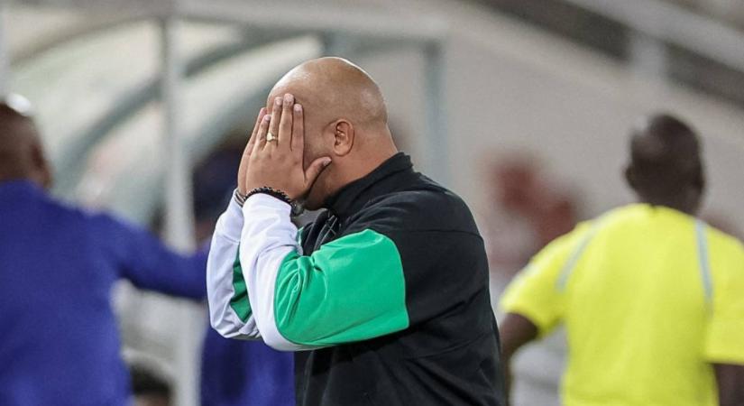 Fekete mágiával vádolta ellenfelét, bunyózni akart a nigériai kapitány