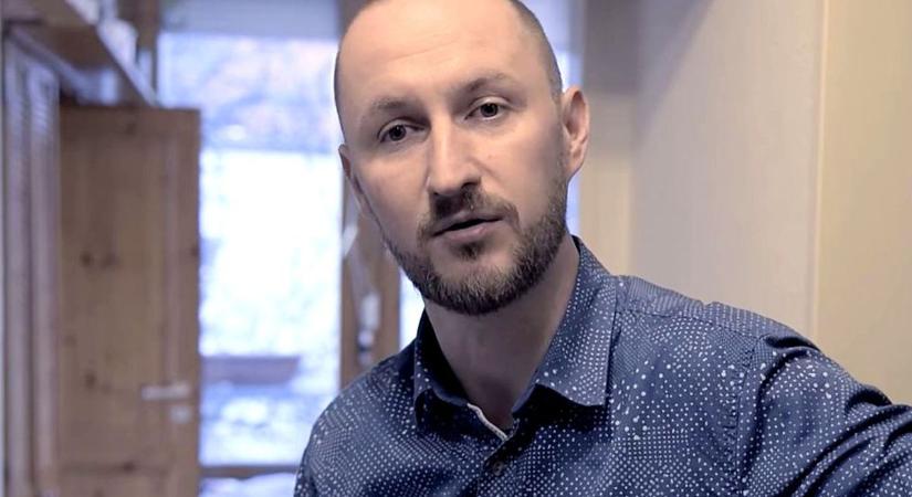 „Jó, akkor elkérem az Ambrózytól” – Ceglédi Zoltán sem értette, miért késett ennyit a Tisza-jelöltek bejelentése