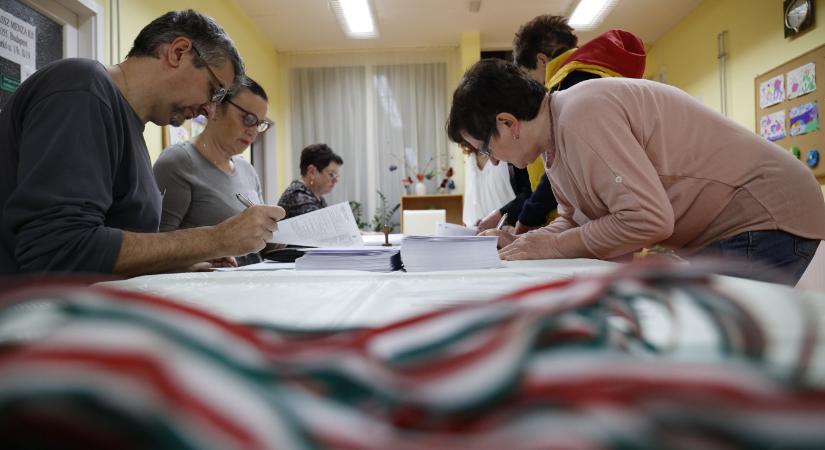 Szavazatszámlálókat toboroz a Nemzeti Választási Iroda a 2026-os választásra