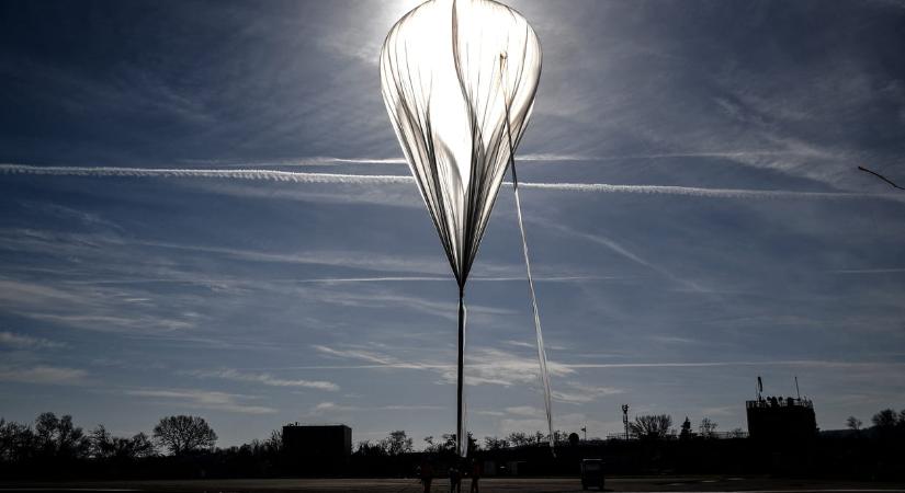 Razziáztak a csempész-léggömbös bűnözőknél Litvániában