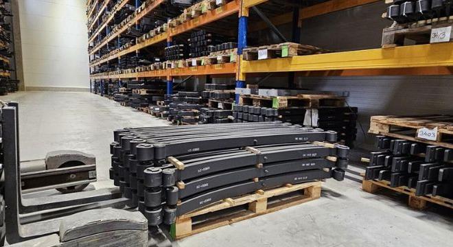 Lakóautóhoz is egyszerűen szerezhetünk be laprugót!