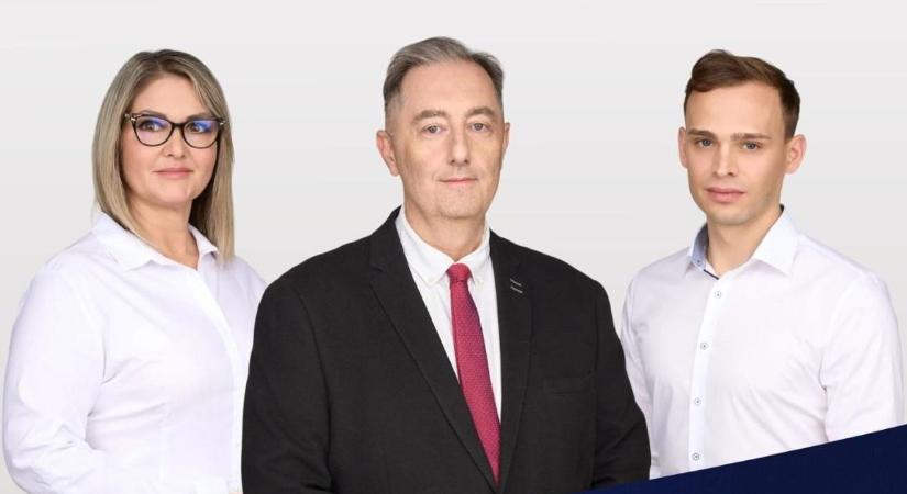 Már órákkal vagyunk a beígért határidő után, de még mindig csak a hetede ismert az aspiránsoknak