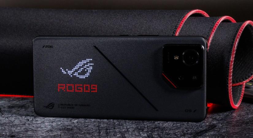 Nem kaptak kaszát az Asus ROG Phone mobilok, érkezik a 10-es széria
