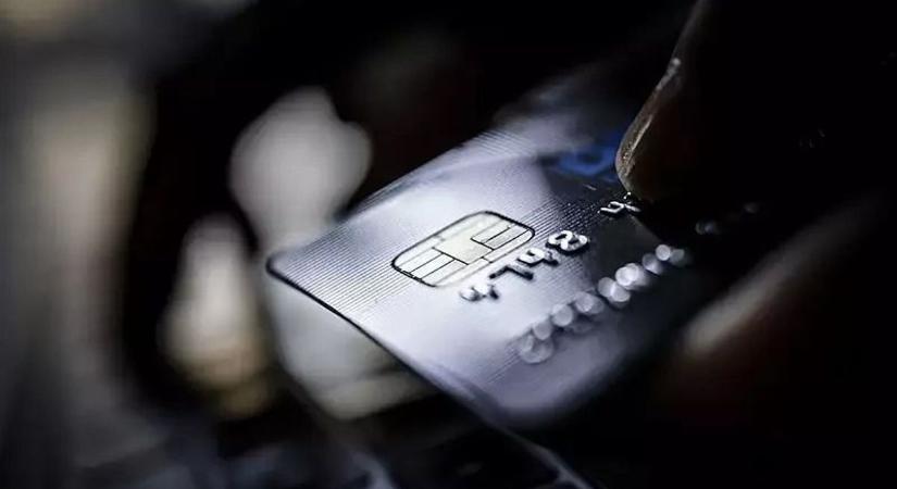 Egy hívás, és eltűnt a teljes megtakarítása – fontos figyelmeztetést adott ki a rendőrség