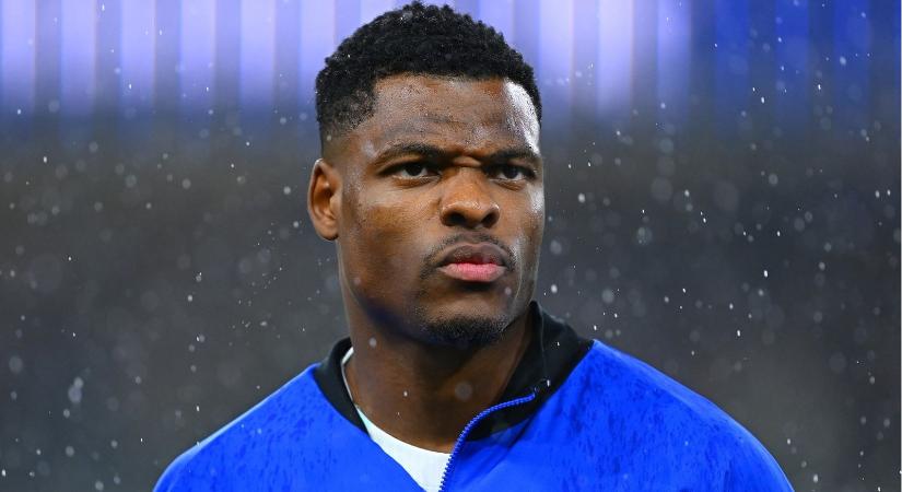 Itt a lista: négy topjátékos közül igazol új védőt az FC Barcelona