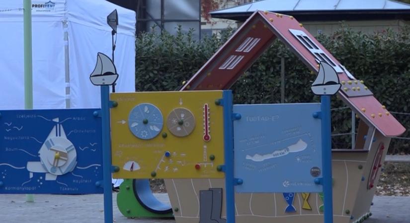 Napindító – Befogadó játszótér nyílt Révfülöpön  videó