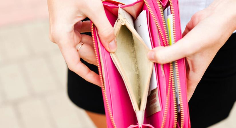 Belenézhet mások pénztárcájába – kijöttek a friss keresetei adatok