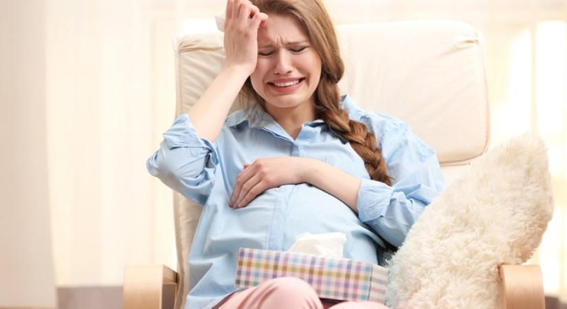 El akart bujdosni szégyenében a kismama, amikor megtudta, hogyan reagál a terhességére a férje: rögtön kitiltotta a férfit a szülőszobából