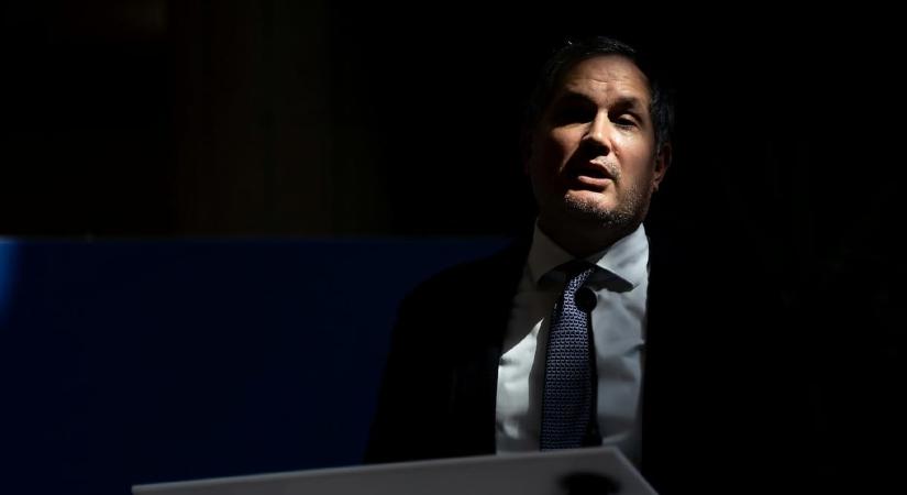 Az állam 42 milliárd forintért kijjebb húzódik Mészáros Lőrinc mellől az MBH-ban