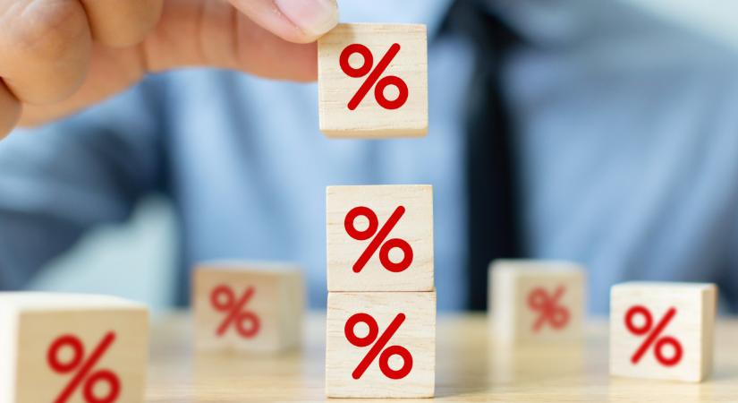 Elemző: figyelmeztető jelet kaphatott a jegybank