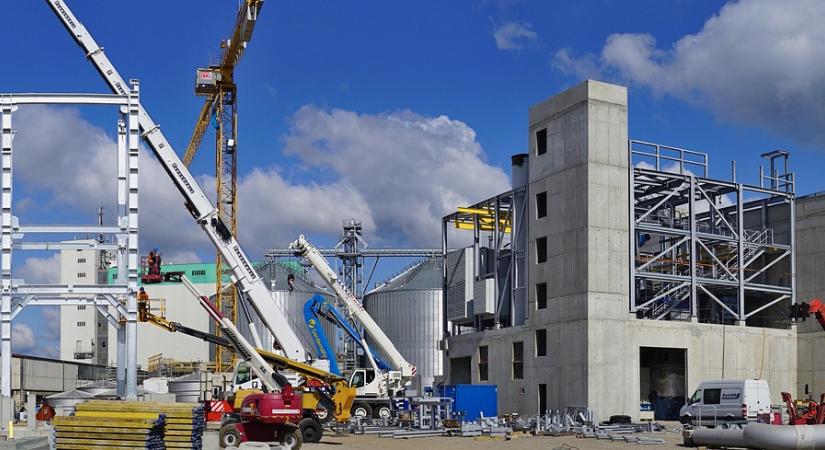 Arad megye: német autóipari vállalat érkezik egy amerikai helyére