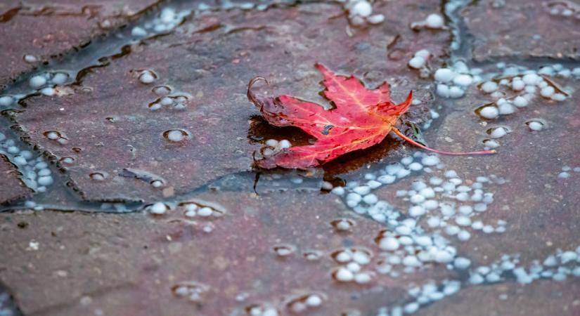 Óriási vihar tarolta le Magyarországot: mutatjuk, hol csapott le jégeső is
