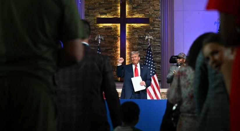 Süddeutsche-kommentár: Trump próbálja menteni magát az Epstein-ügyben, de ez visszafelé sül el