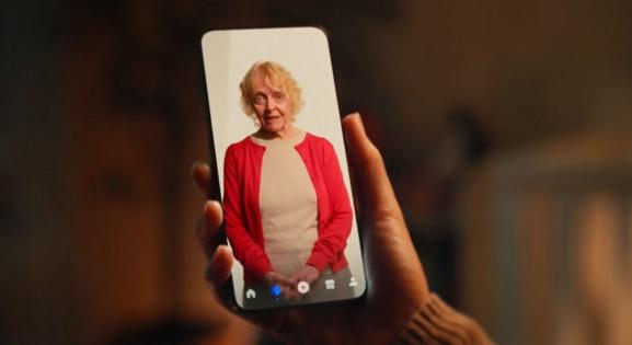 Bán Zsófia regénye Amerikában vált valósággá, de sokan nem örülnek az AI-fejlesztésnek