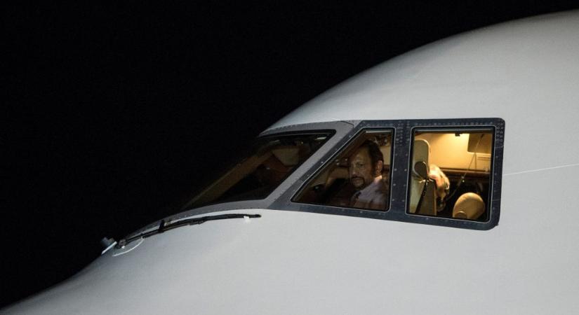 A világ egyik legdrágább magángépe landolt Budapesten