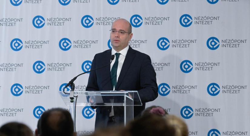 Mráz Ágoston Sámuel: Az egész előválasztás komolytalan, nyilvánvaló, hogy a jelöltek már megvannak