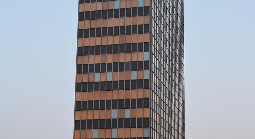 Lángolt az ikonikus csokoládé torony Zágrábban