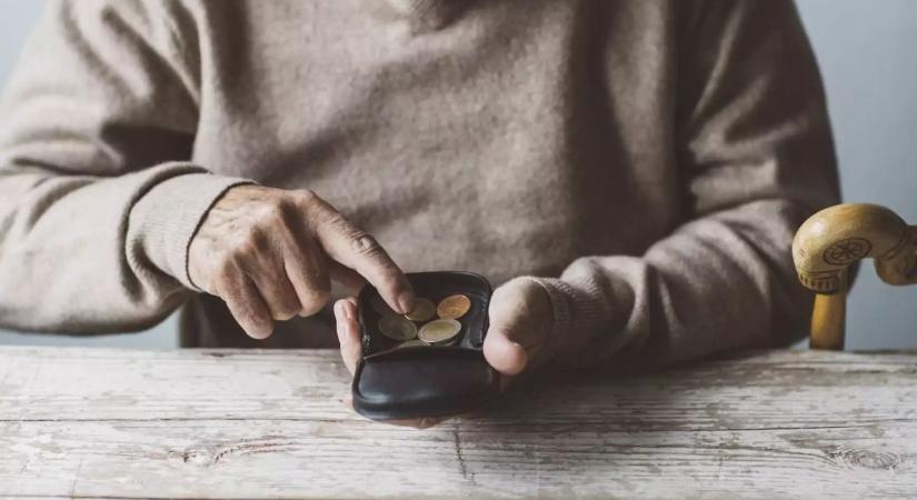 Kihasználta az idős házaspár jóindulatát, milliókat gombolt le róluk