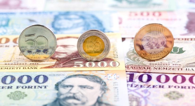 Tényleg 700 ezer forinthoz közelít az átlagfizetés Magyarországon?