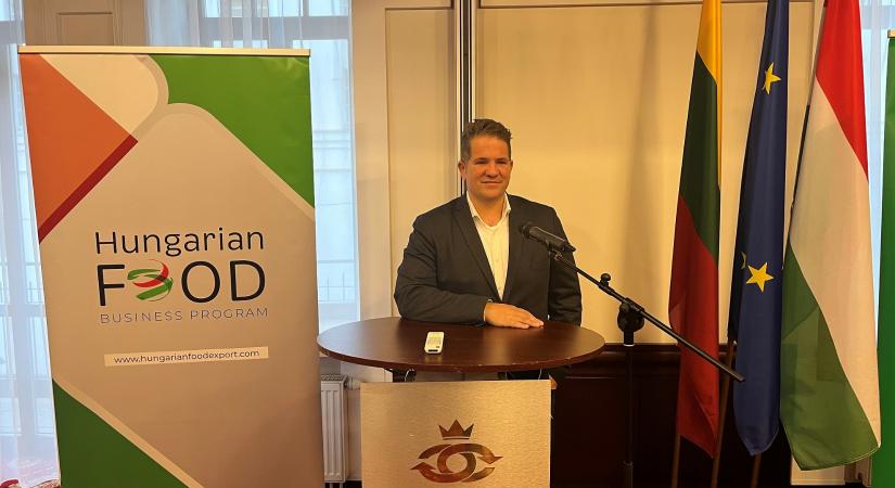 Vilniusban és Rigában is beleharaptak a magyar tojásfehérje szeletekbe