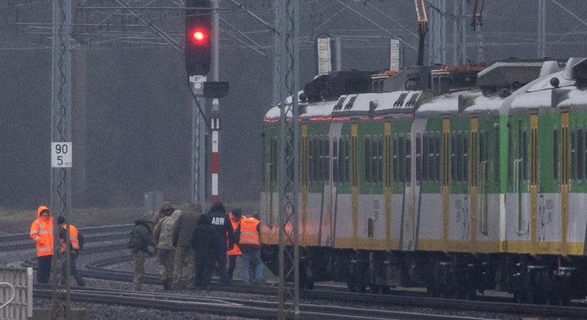 A lengyelek szerint minden arra utal, hogy az oroszok rendelték meg a vasúti szabotázst