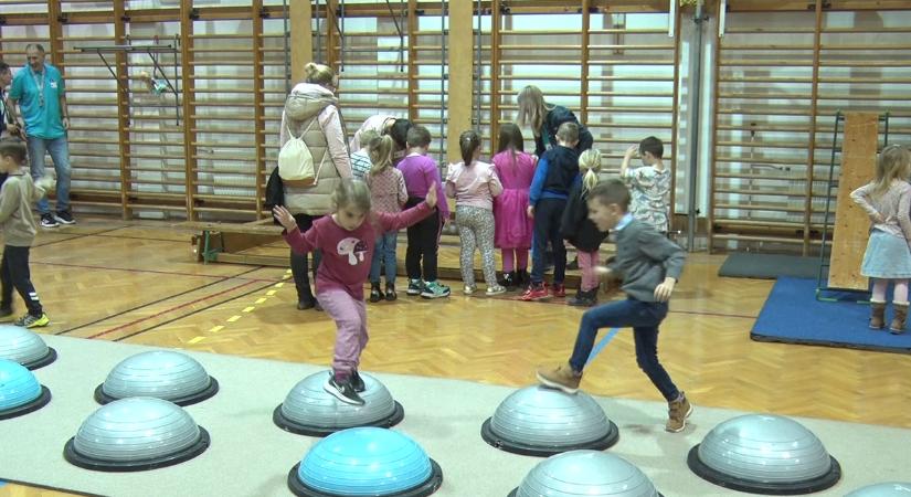 A Bolyai János Református Általános Iskolával ismerkedhettek az ovisok és a szüleik