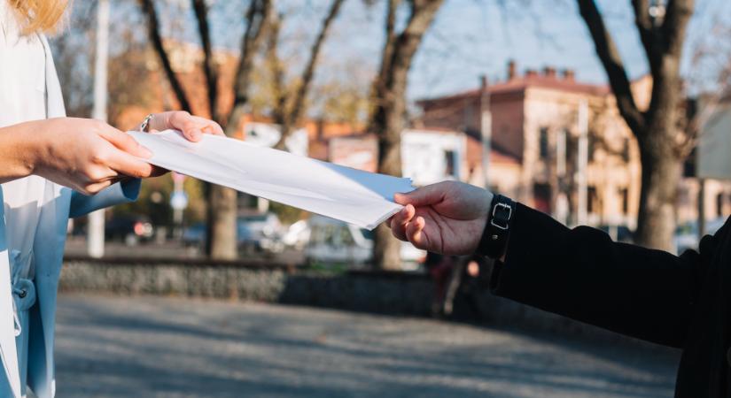 Lebukott a bizonyítvány és oklevél hamisító bűnbanda