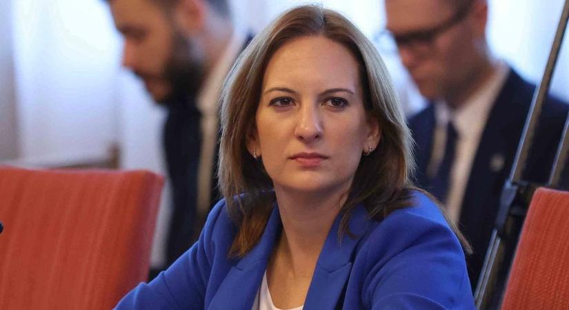 Újjászületett a brüsszeli bábnak készülő baloldal