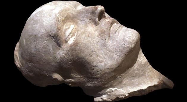 Napóleon és Kuba: egy halotti maszk rejtélyes története