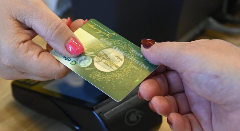 Az OKSZ a SZÉP-kártya közterheinek csökkentését szorgalmazza