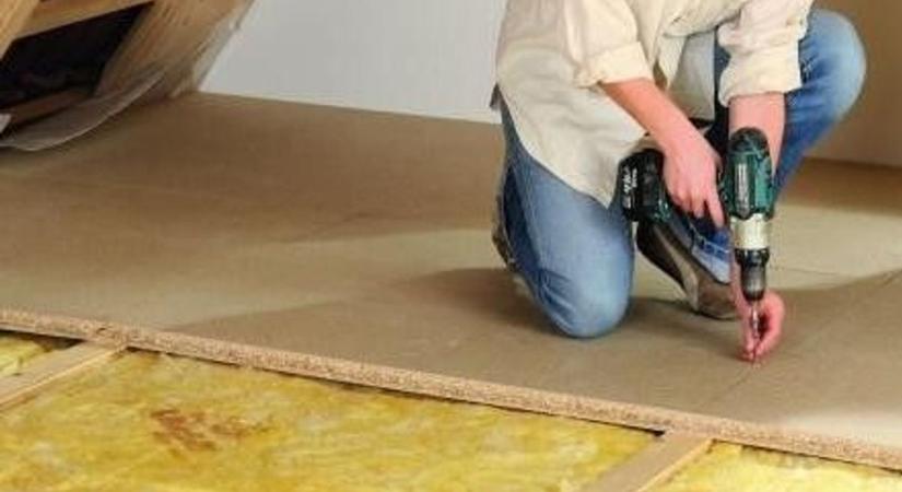 Óriási segítség a rezsiben: ingyen szigetelik a padlásokat