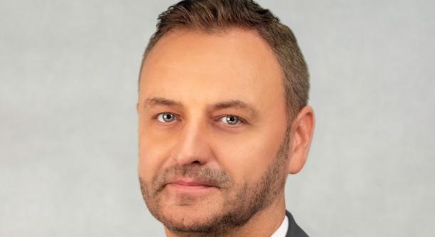 Lemondott Hajdúböszörmény alpolgármestere, miután a polgármester bejelentette indulását a Tisza Párt színeiben Lemondott alpolgármesteri tis