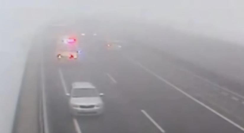 Kiderült, hogy történt a hatalmas baleset Kőröshegyi völgyhídon (videó)