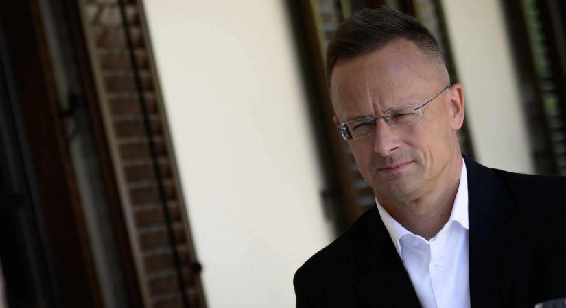 Szijjártó Péter szerint jól halad Paks 2 építése