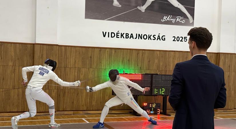 Vásárhelyi kadétok is vívtak a budapesti körversenyen