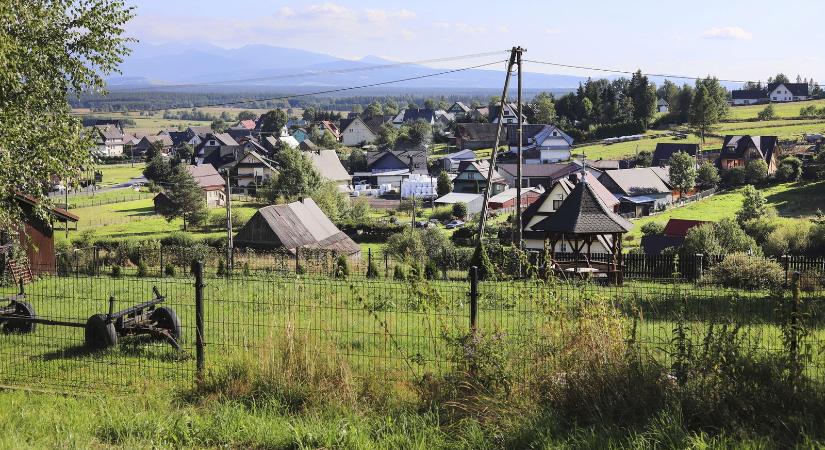 Ez a legészakibb magyar település, a neve annyira idegen, hogy beletörik a nyelved