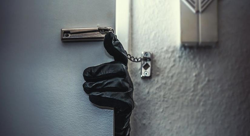 Dunántúlon fosztogatott a bűnbanda - letöltendő szabadságvesztést kért rájuk az ügyészség