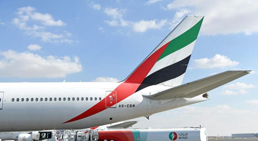 Több tucat Boeingre adott le rendelést az Emirates