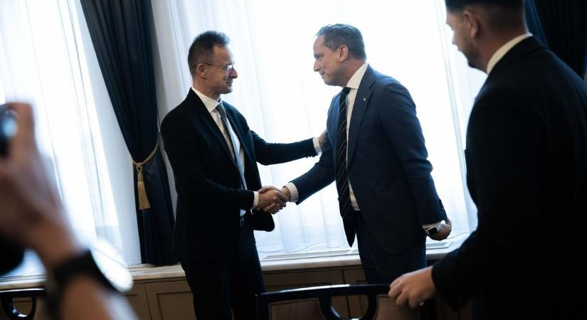Szijjártó Péter megköszönte Robert Palladino amerikai ügyvivő budapesti szolgálatát