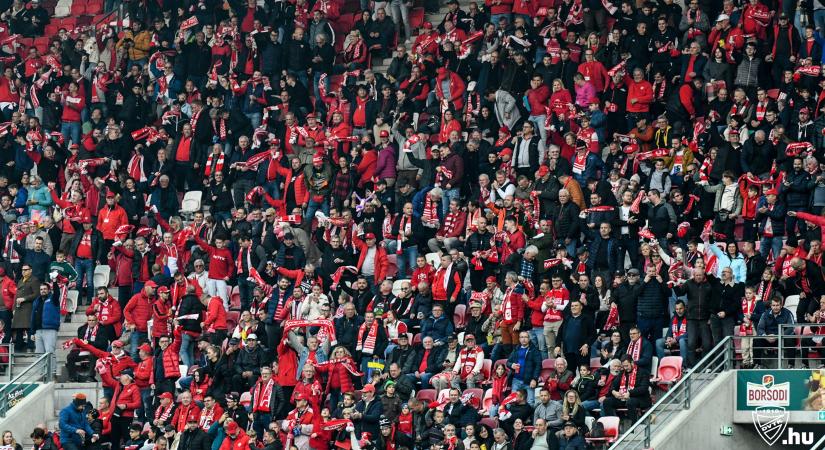 Hiába játszanak idegenben a diósgyőriek, a stadion felét a szurkolóik tölthetik meg