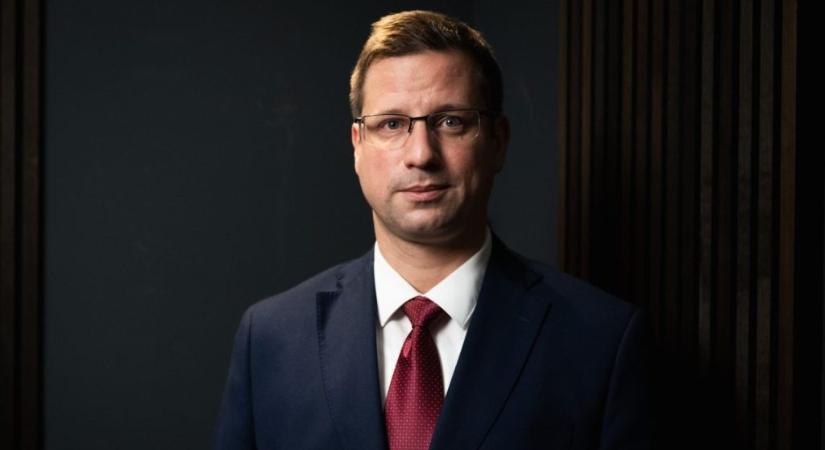 Gulyás Gergely: Magyar Péter tényszerűen bolond